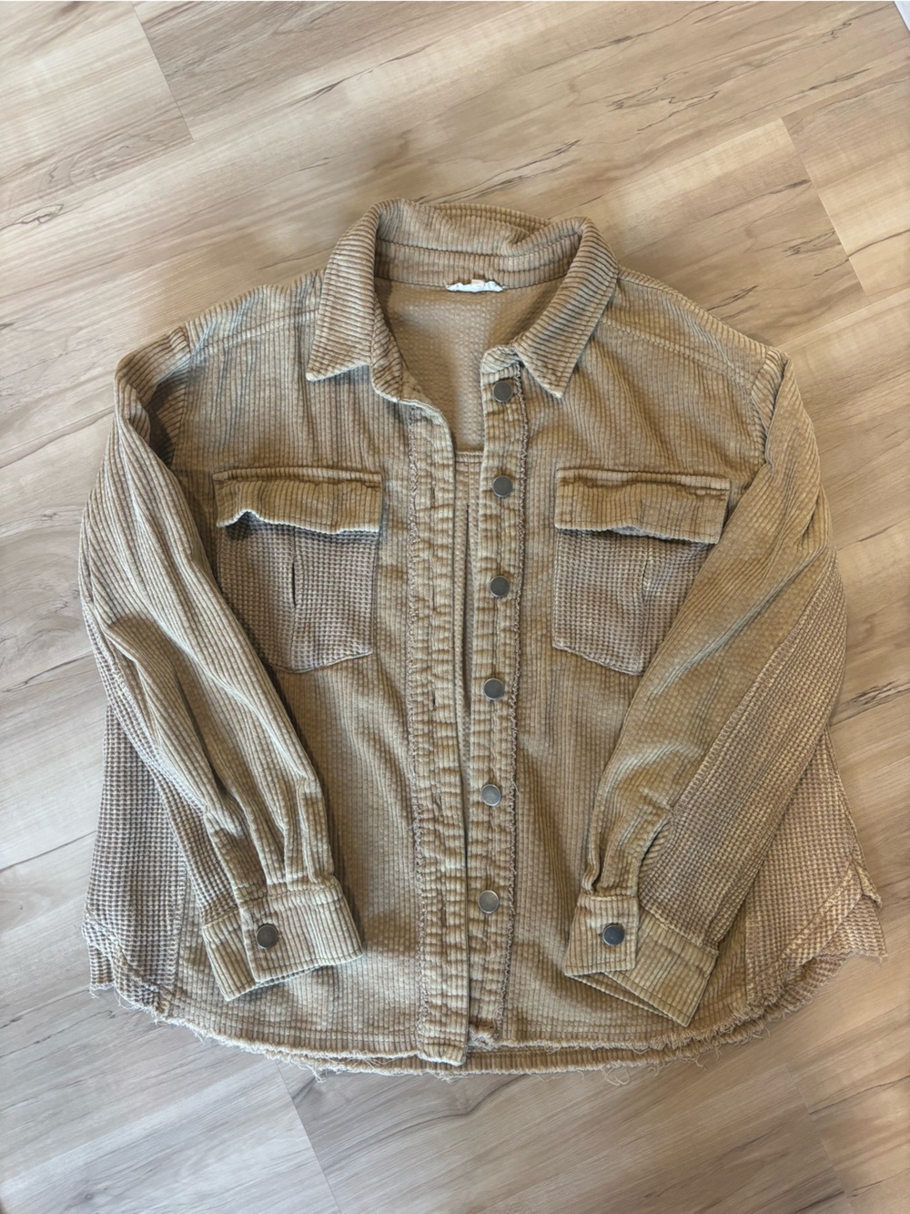 NWOT Mystree Ribbed Corduroy Top - size M